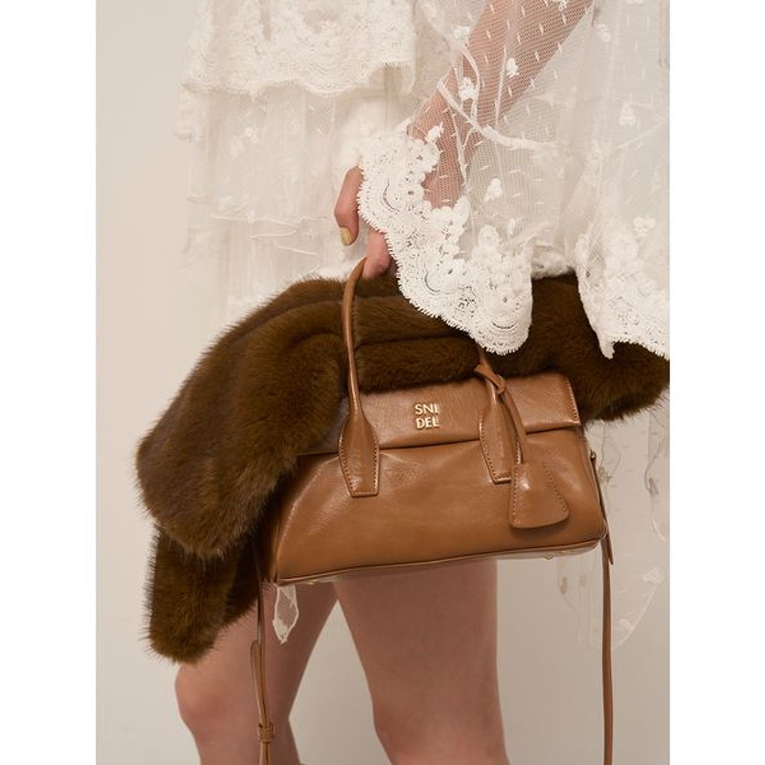 スナイデル SNIDEL フラップボストンバッグ （CML） - ファッション