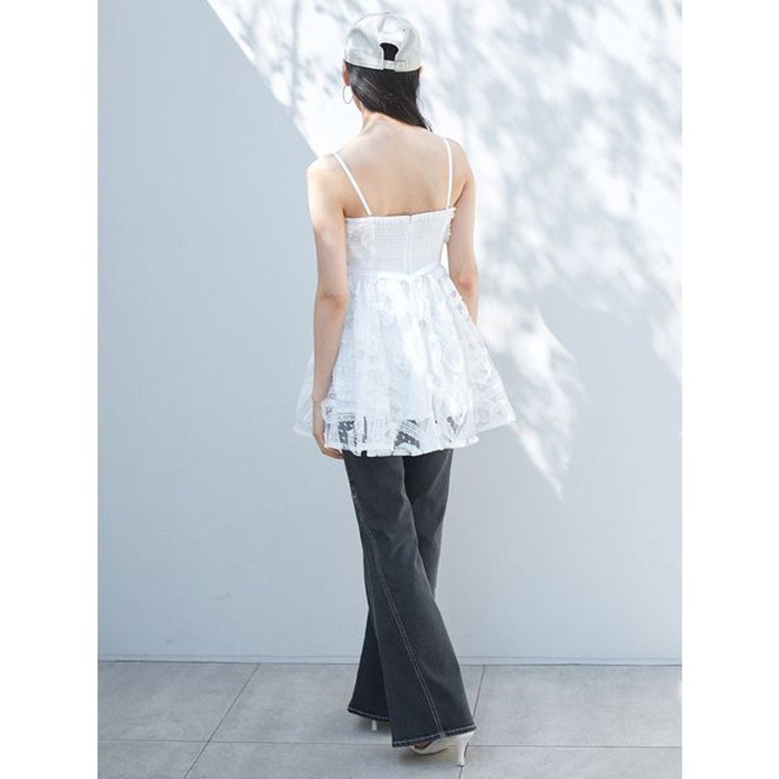 スナイデル SNIDEL チュールペプラムブラウス （BLK） - ファッション