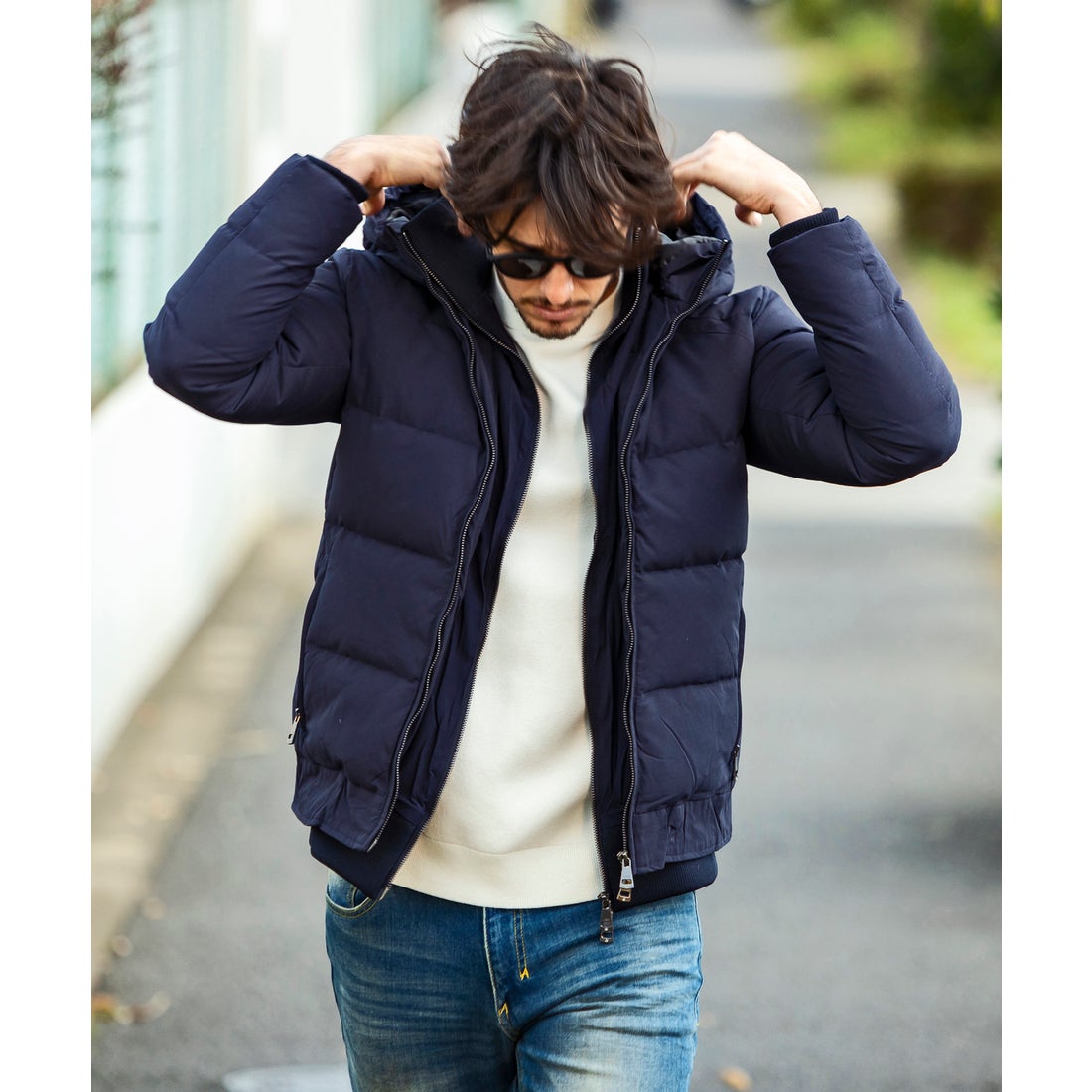 AKM Contemporary スタンドネック レイヤード ダウンジャケット(保温性