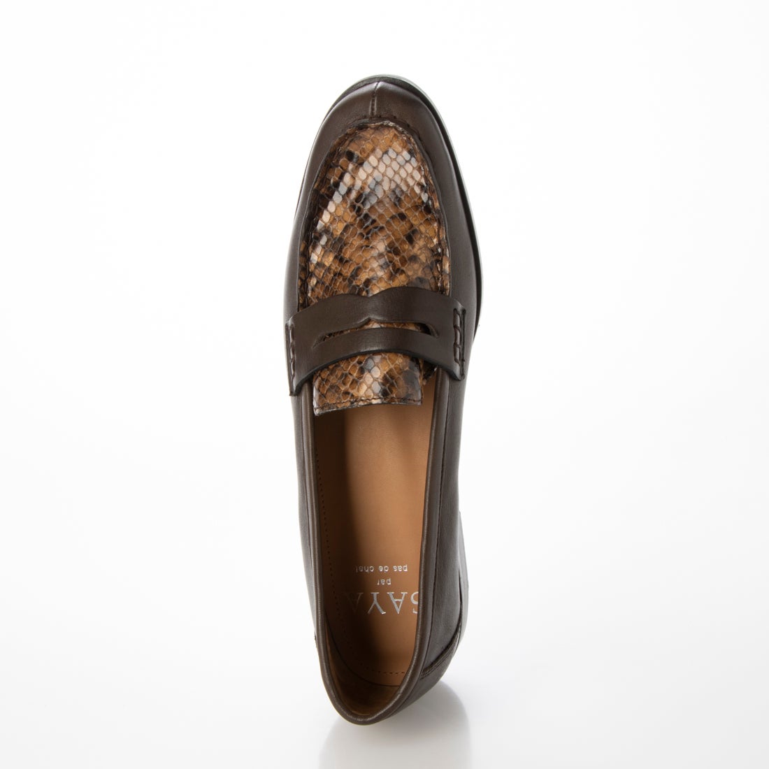 SAYA 【本革】ヘビ柄モカローファー (ダークブラウン) -【公式】ラボ