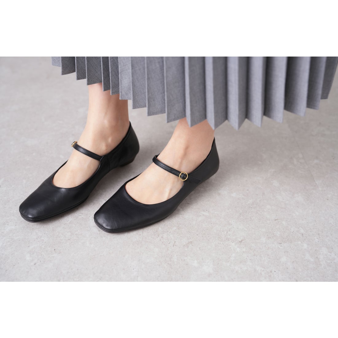 サヤ SAYA フラットボロネーゼ製法本革メリージェーンシューズ