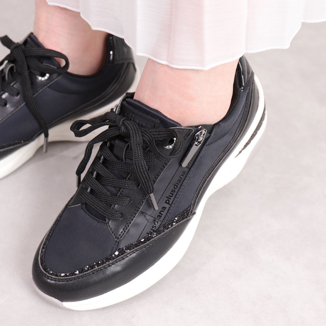 レイン対応】プラスダイアナ ＋diana オールウェザースニーカー （黒