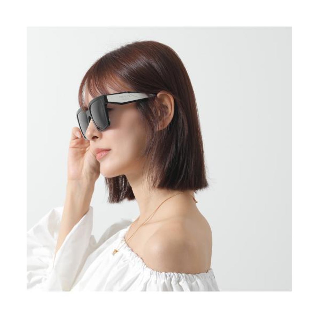 プラダ PRADA PRADA サングラス SPR 24Z ロゴ （1AB-5S0/BLACK