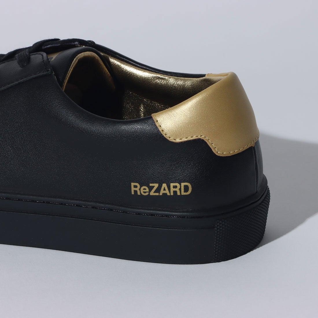 リザード ReZARD ブラックレザースニーカー （ヒカルブラック