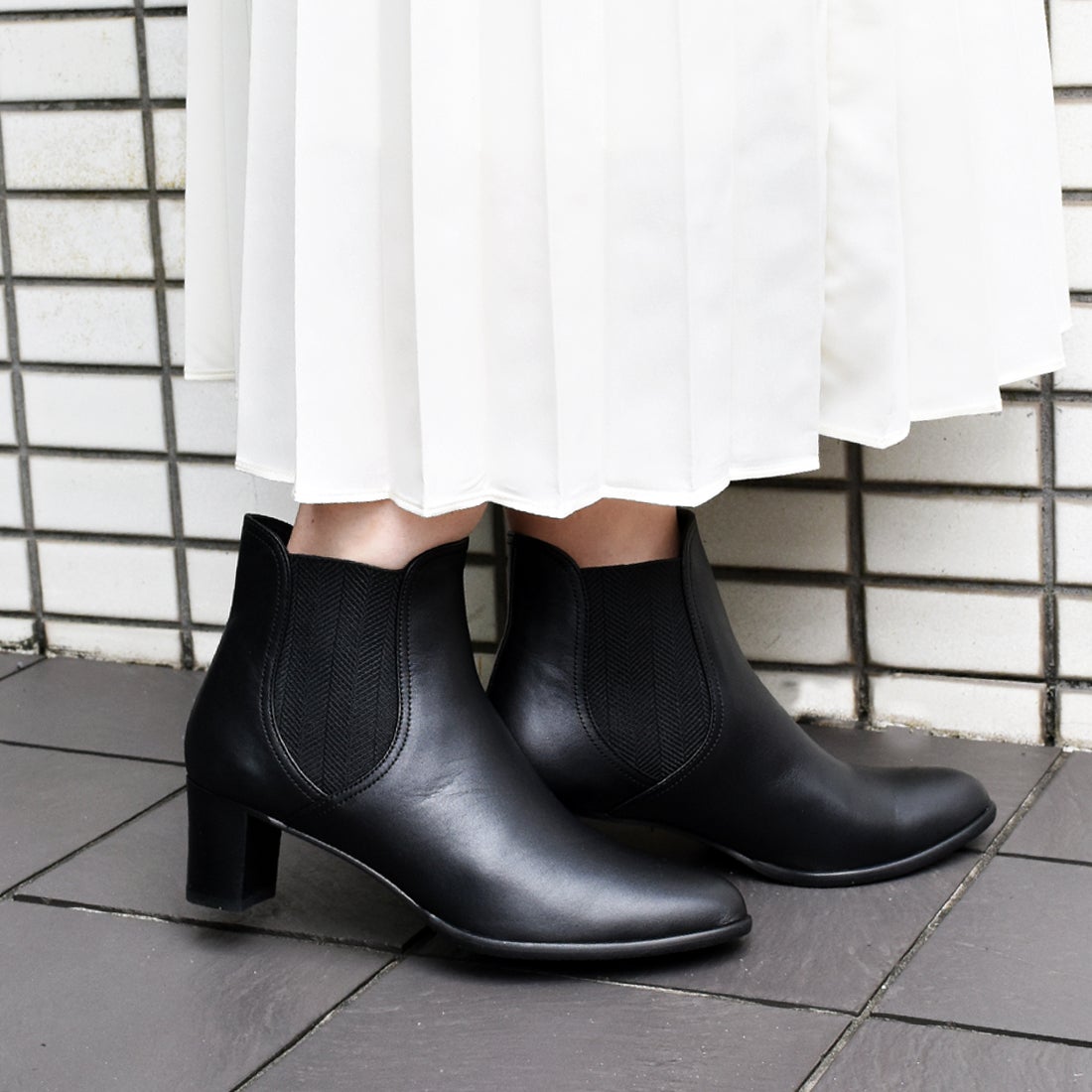 リズ ラフィーネ Riz raffinee 【3E】サイドゴアチャンキーヒール