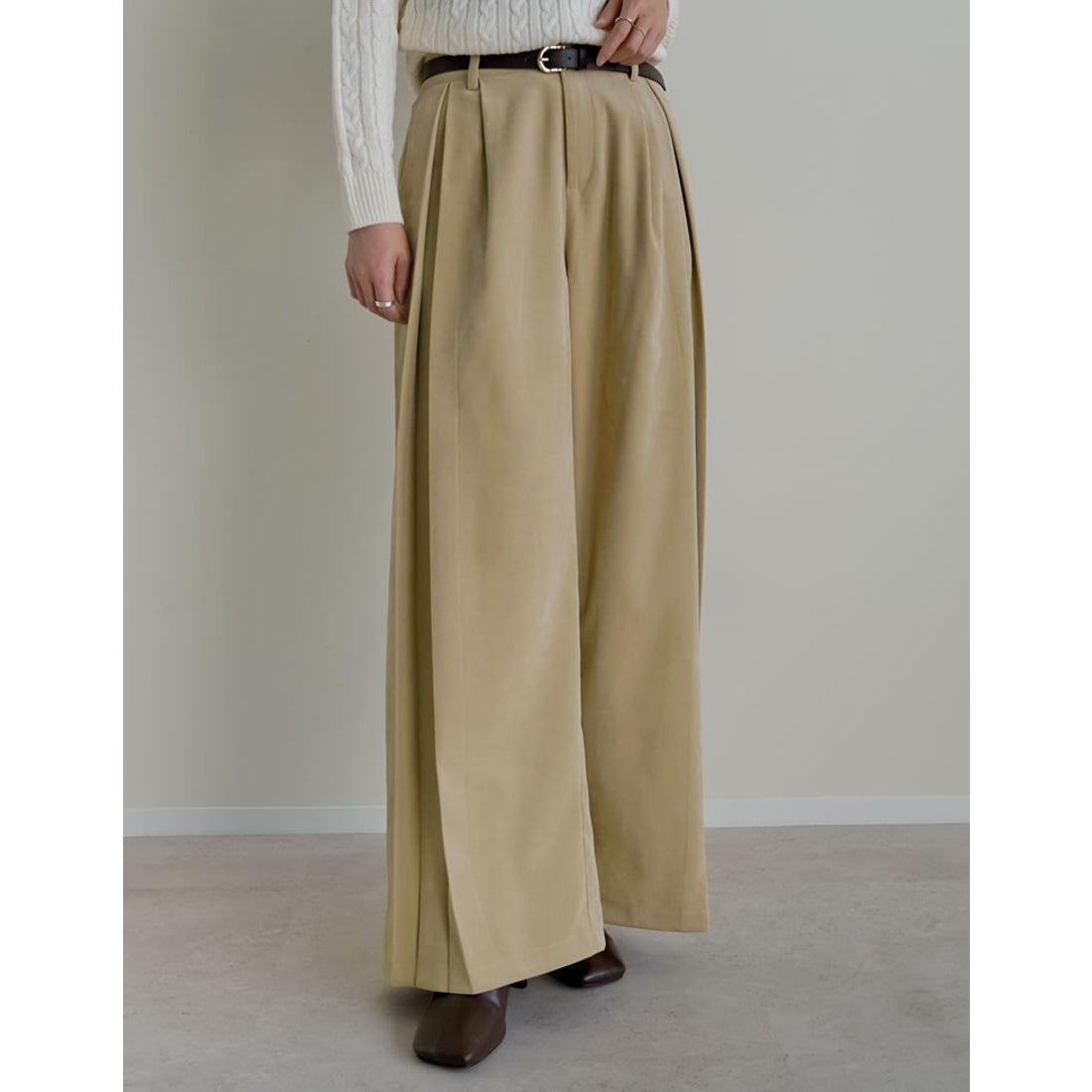 リエディ Re:EDIT 微起毛ツイルタックプリーツワイドパンツ （ベージュ