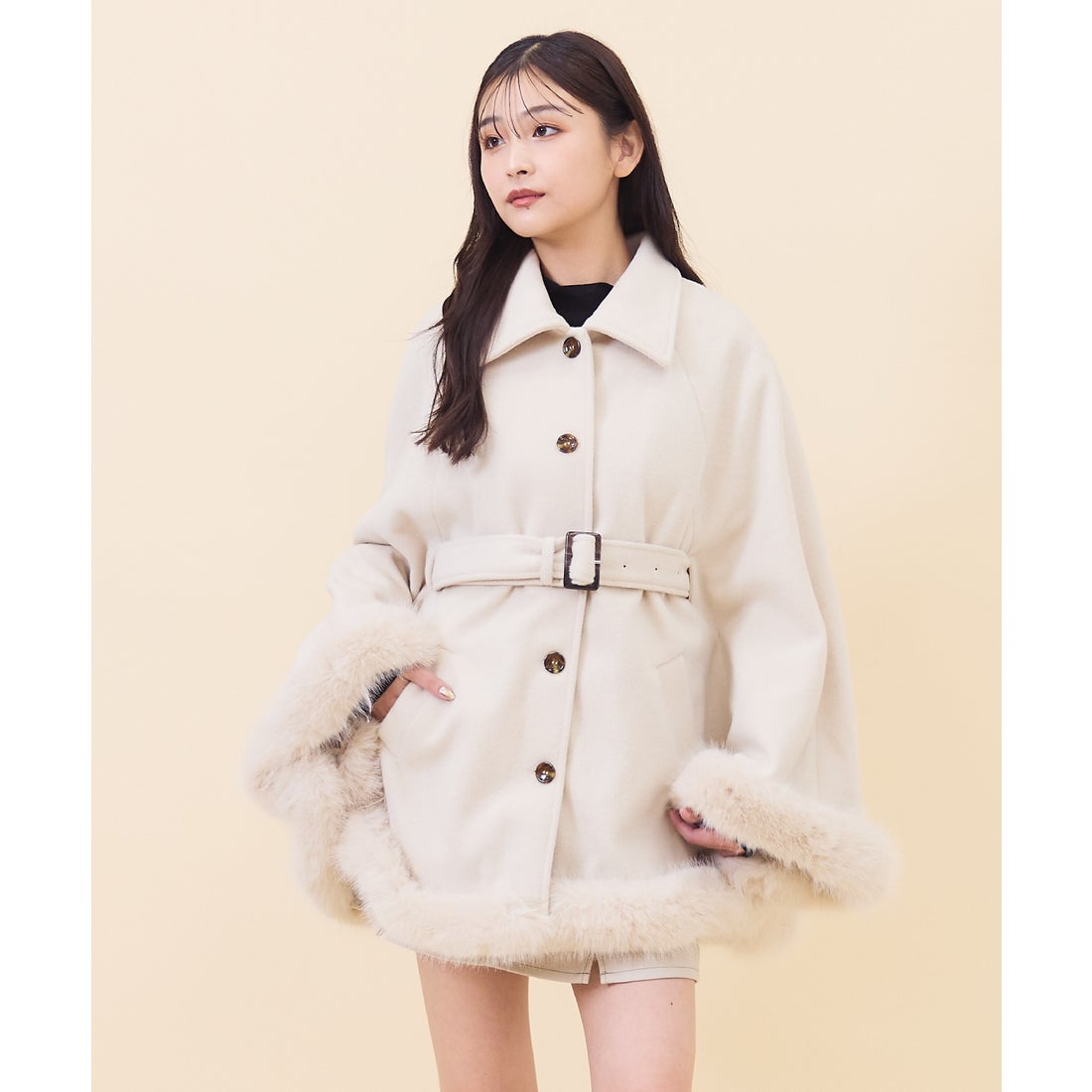 レディアゼル REDYAZEL ファーケープデザインコート （ベージュ