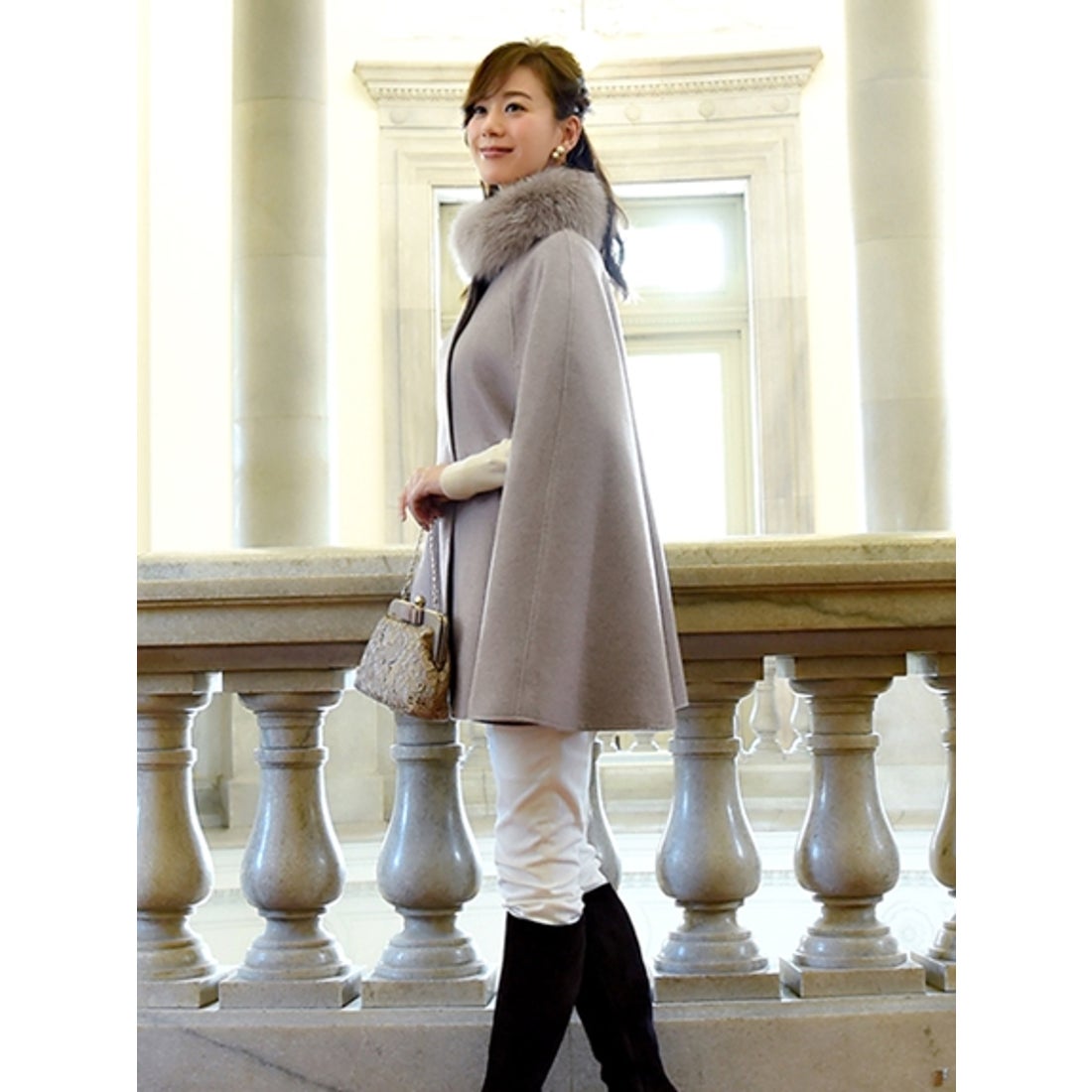 RUIRUE BOUTIQUE フォックスファー付きケープコート(7号～15号