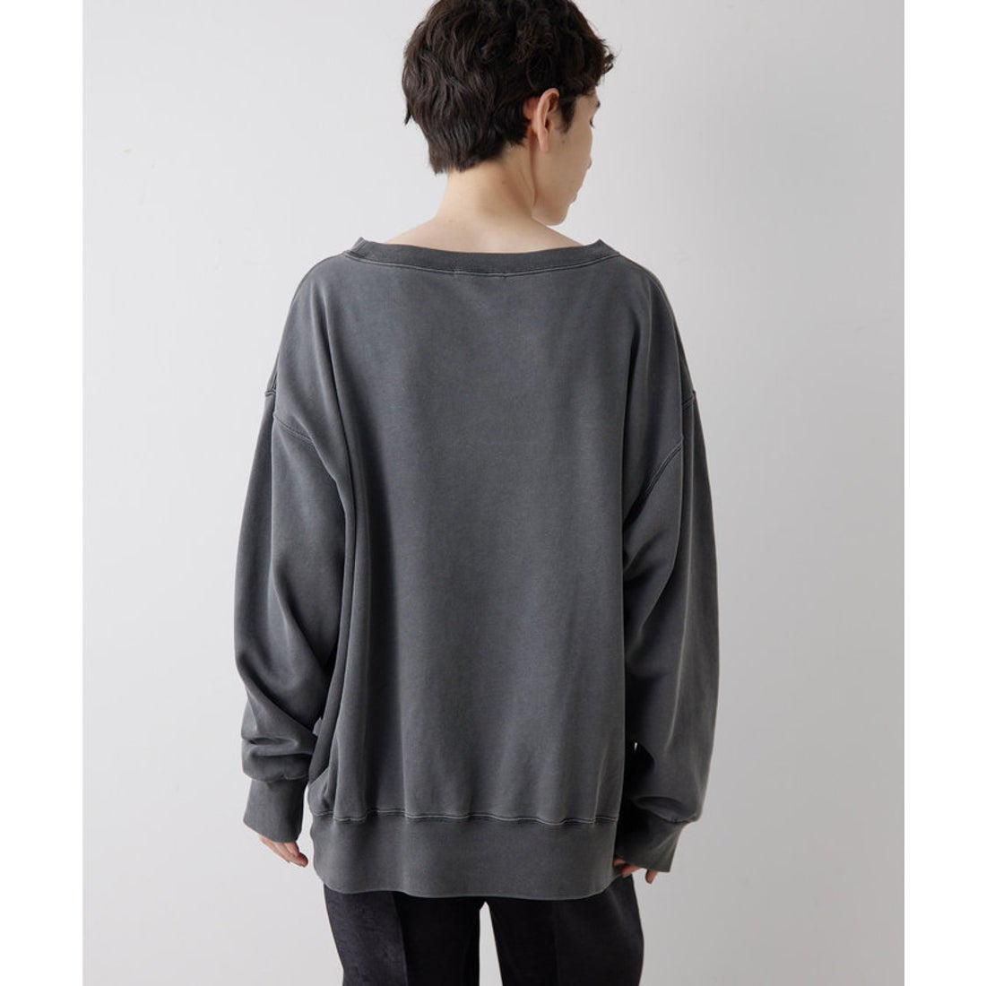 ウィムガゼット Whim Gazette ピグメントロゴウラケプルオーバー