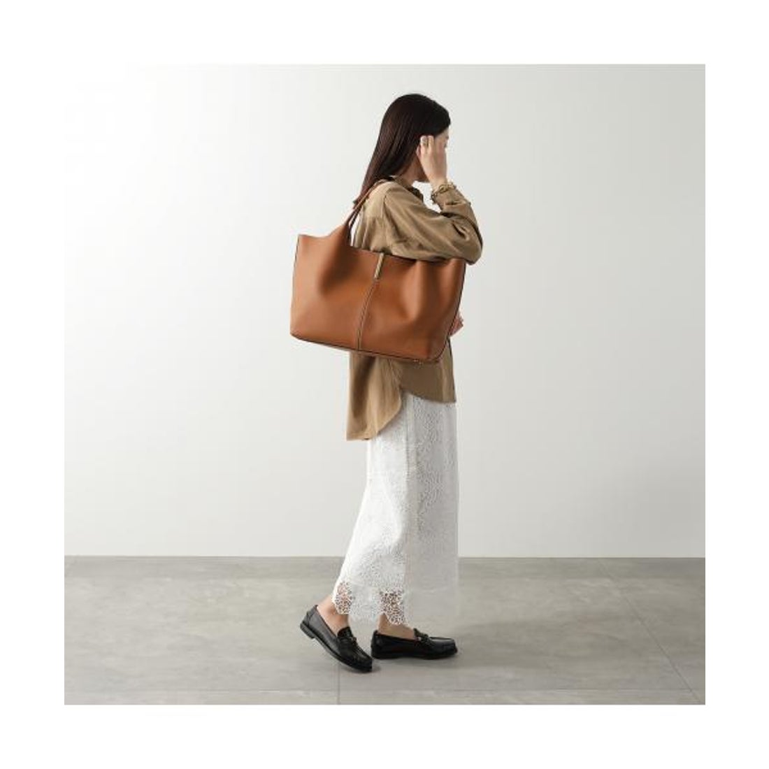 トッズ TOD'S TODS トートバッグ XBWEBRA0300UBL レザー （3L26