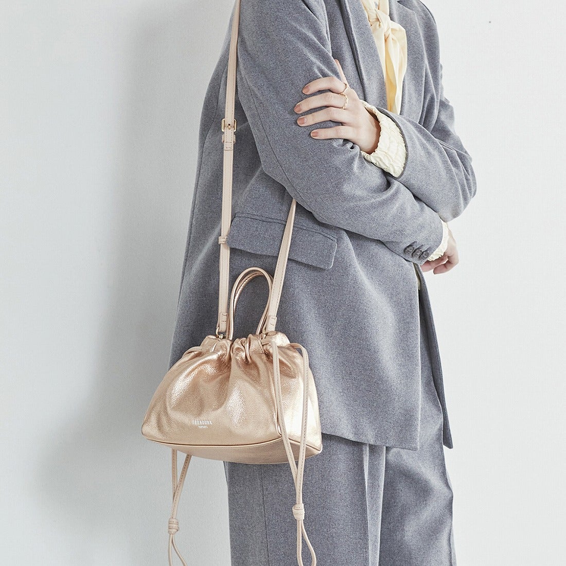 トプカピ TOPKAPI シュリンクレザー 2WAY 巾着 ショルダーバッグ