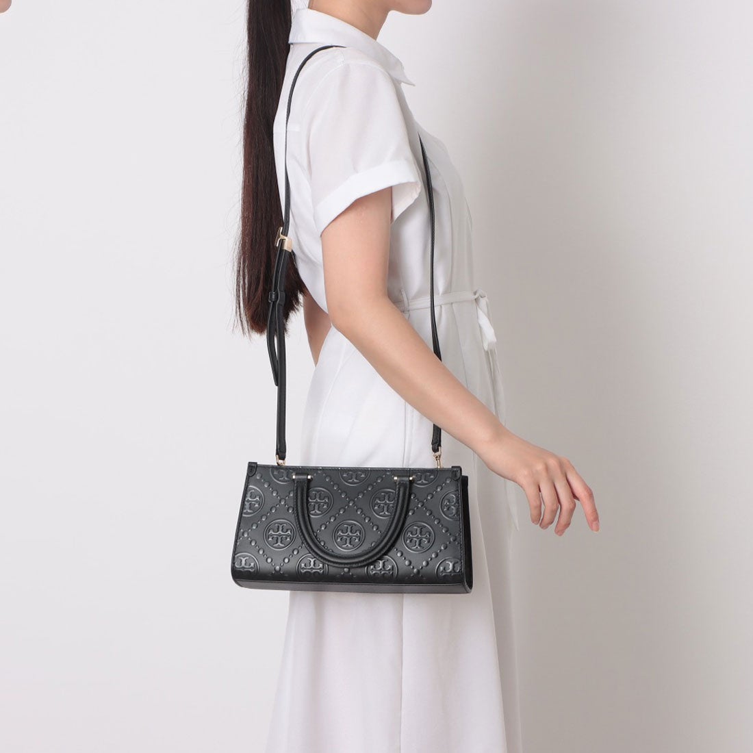 トリーバーチ TORY BURCH Tモノグラム エンボス レクタンギュラー