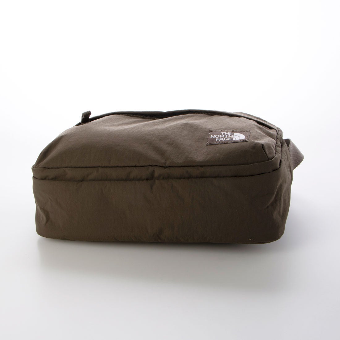 ザ・ノース・フェイス THE NORTH FACE 長財布OK◎ Travel Cross Bag M