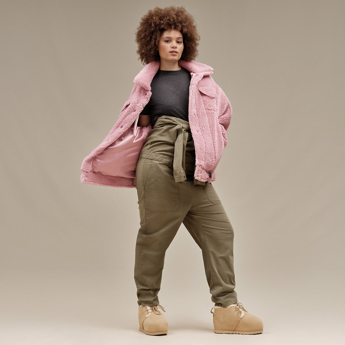 UGG アグ ブーツ ムートンブーツ ルームシューズ パンプド レース