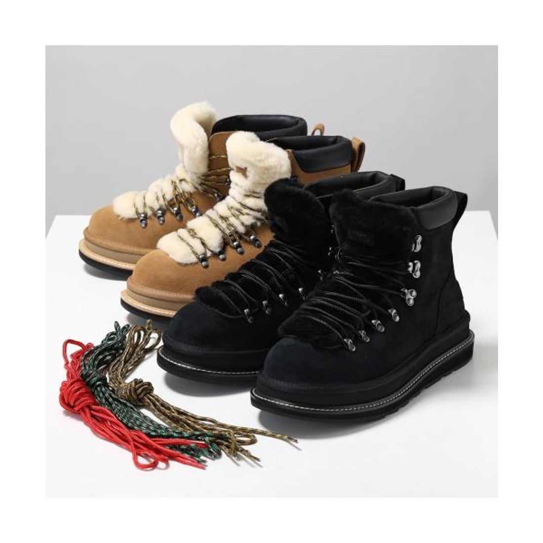 アグ UGG UGG × sacai ショートブーツ Hiker ハイカー 1178390 Vibram