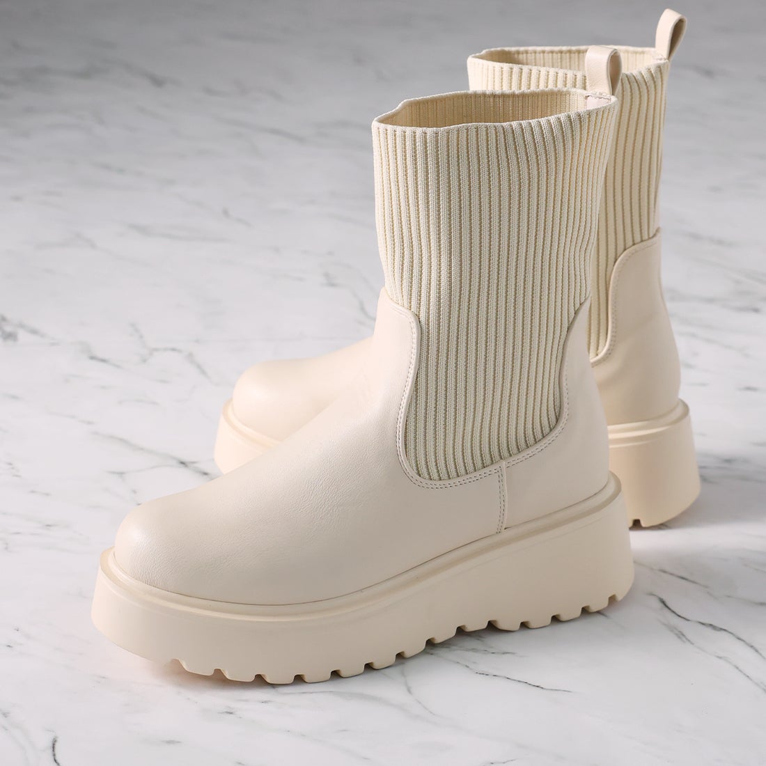 ヴィヴィアン VIVIAN 厚底ニットショートブーツ （ベージュ