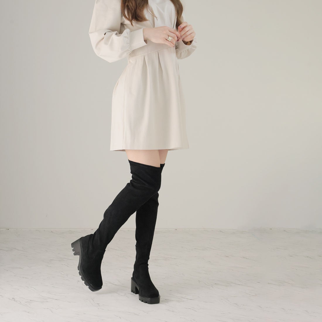 ヴィヴィアン VIVIAN スクエアトゥ厚底ストレッチニーハイブーツ