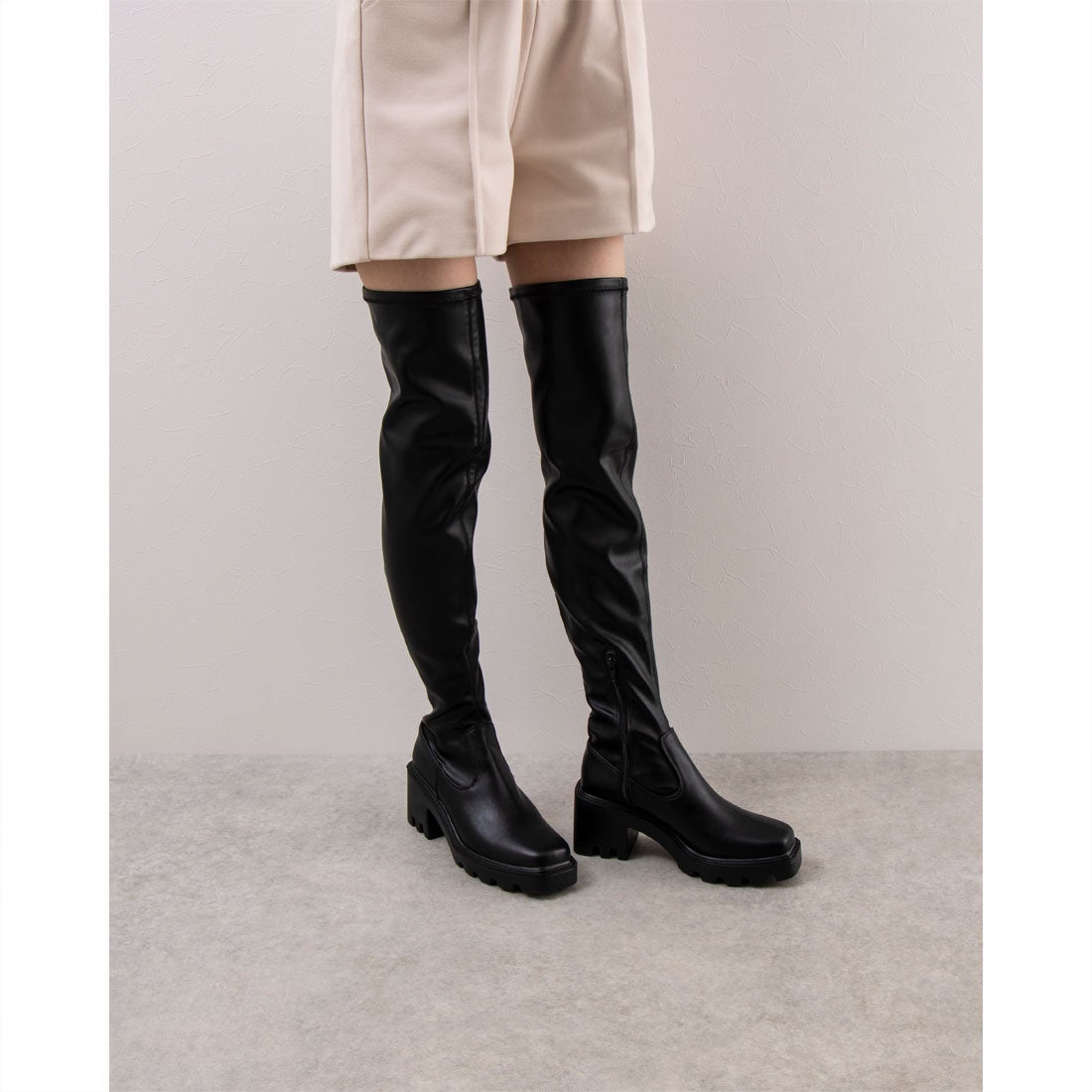 ヴィヴィアン VIVIAN スクエアトゥ厚底ストレッチニーハイブーツ