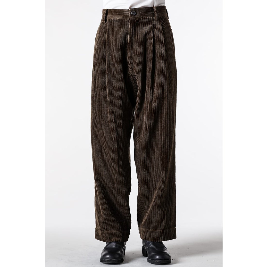 ジギーチェン ZIGGY CHEN CORDUROY FRONT PLEAT TROUSERS （Brown