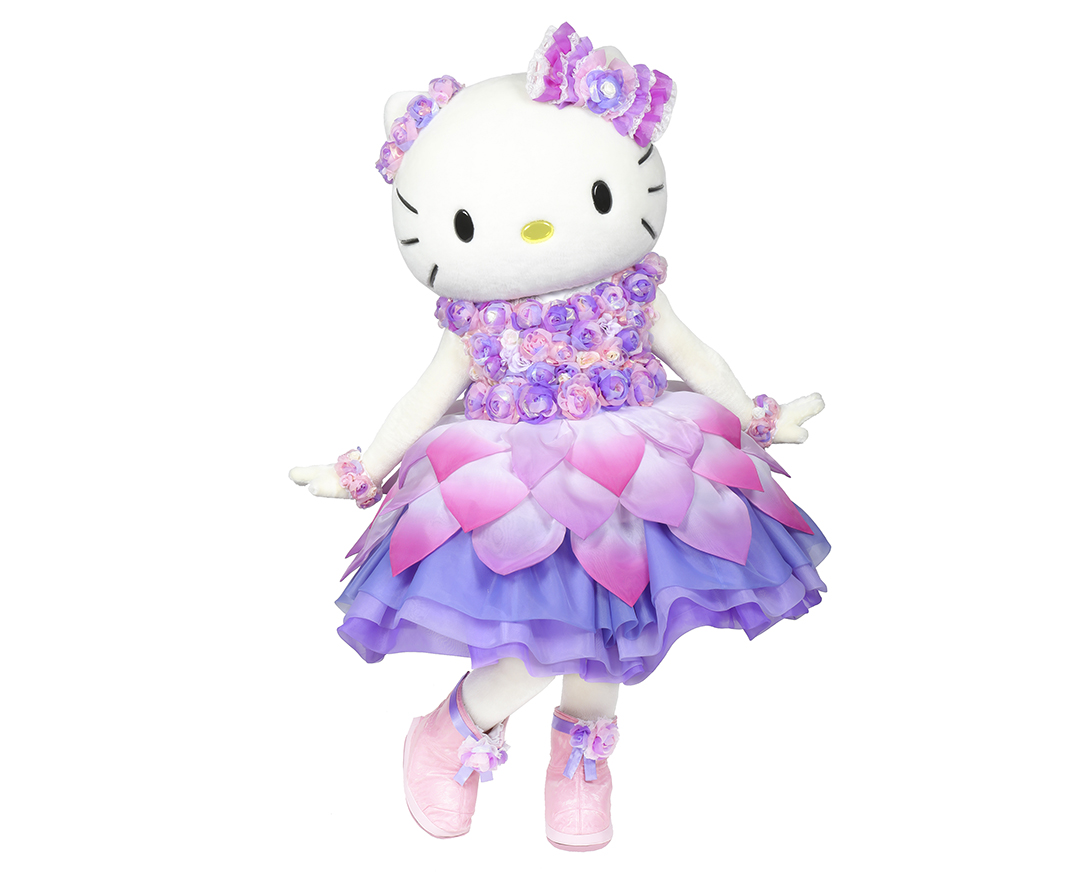 キティがピンク＆ラベンダーの華やかなドレス姿に♡ ピューロランド