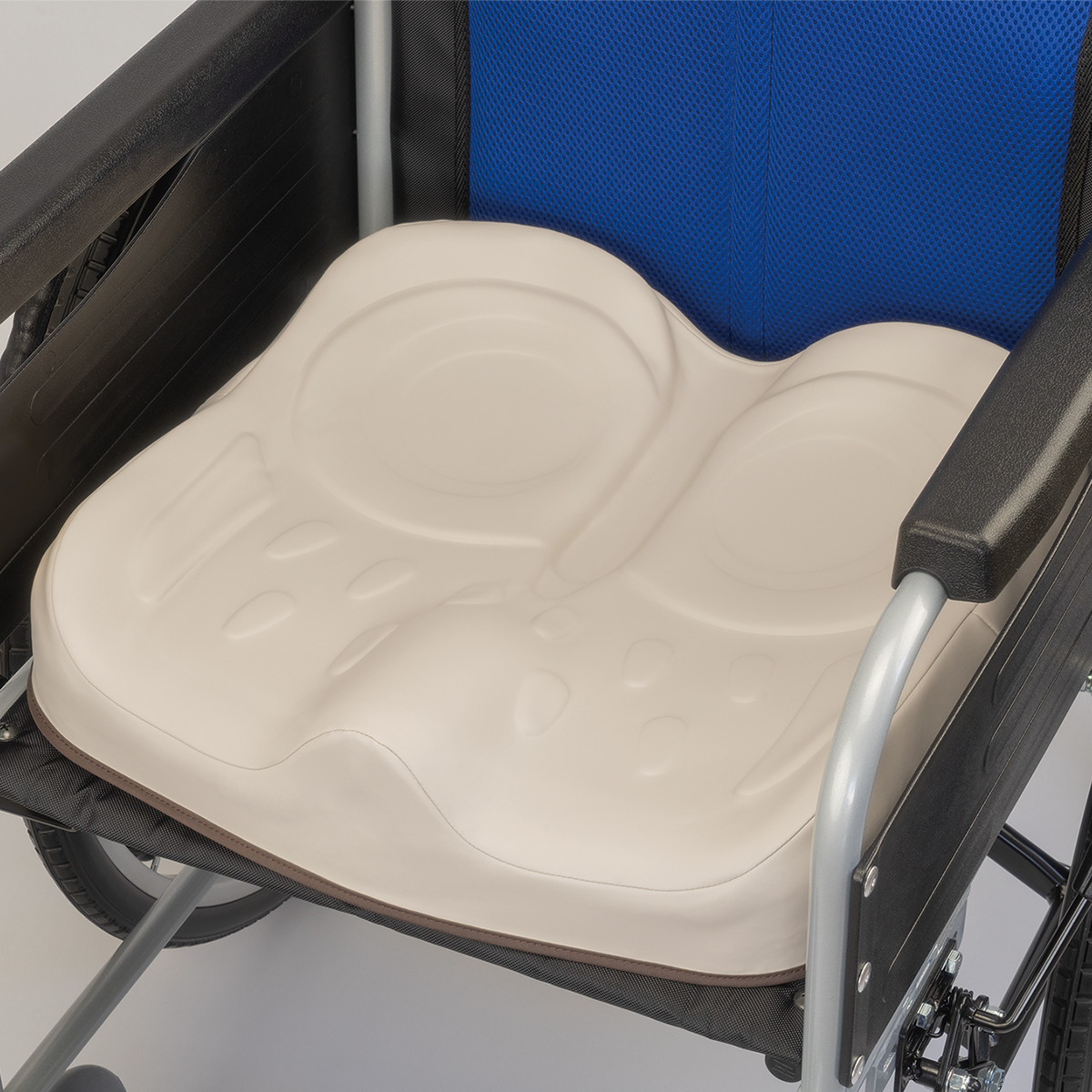 アウルケア80C幅広タイプ