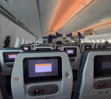 ANA - All Nippon Airways Boeing 787-9の評価を含むシートマップ。