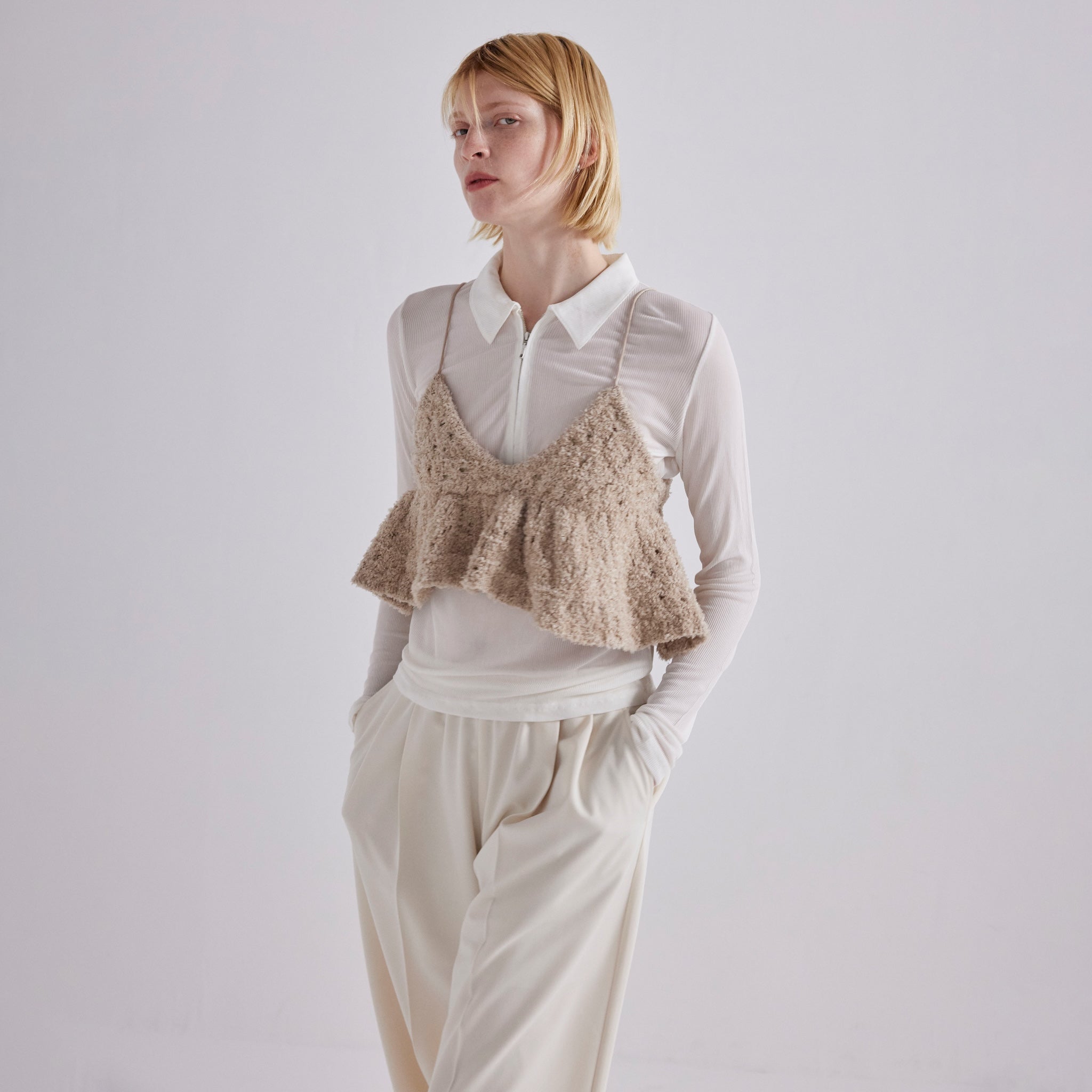 Mix Yarn Frill Knitビスチェ