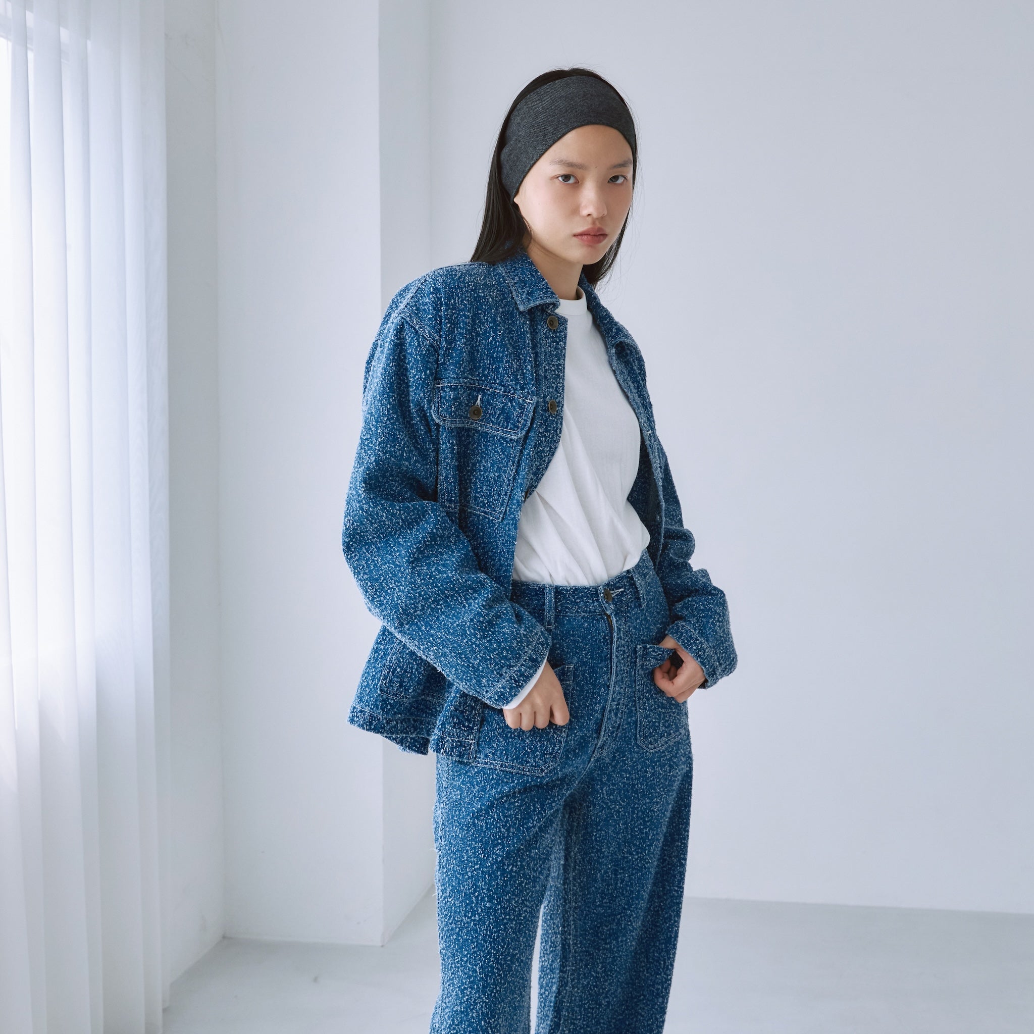 Needle punch materialカバーオール