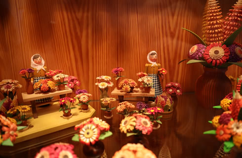 Leichsenring – ドイツ・ザイフェンの木のおもちゃ seiffen