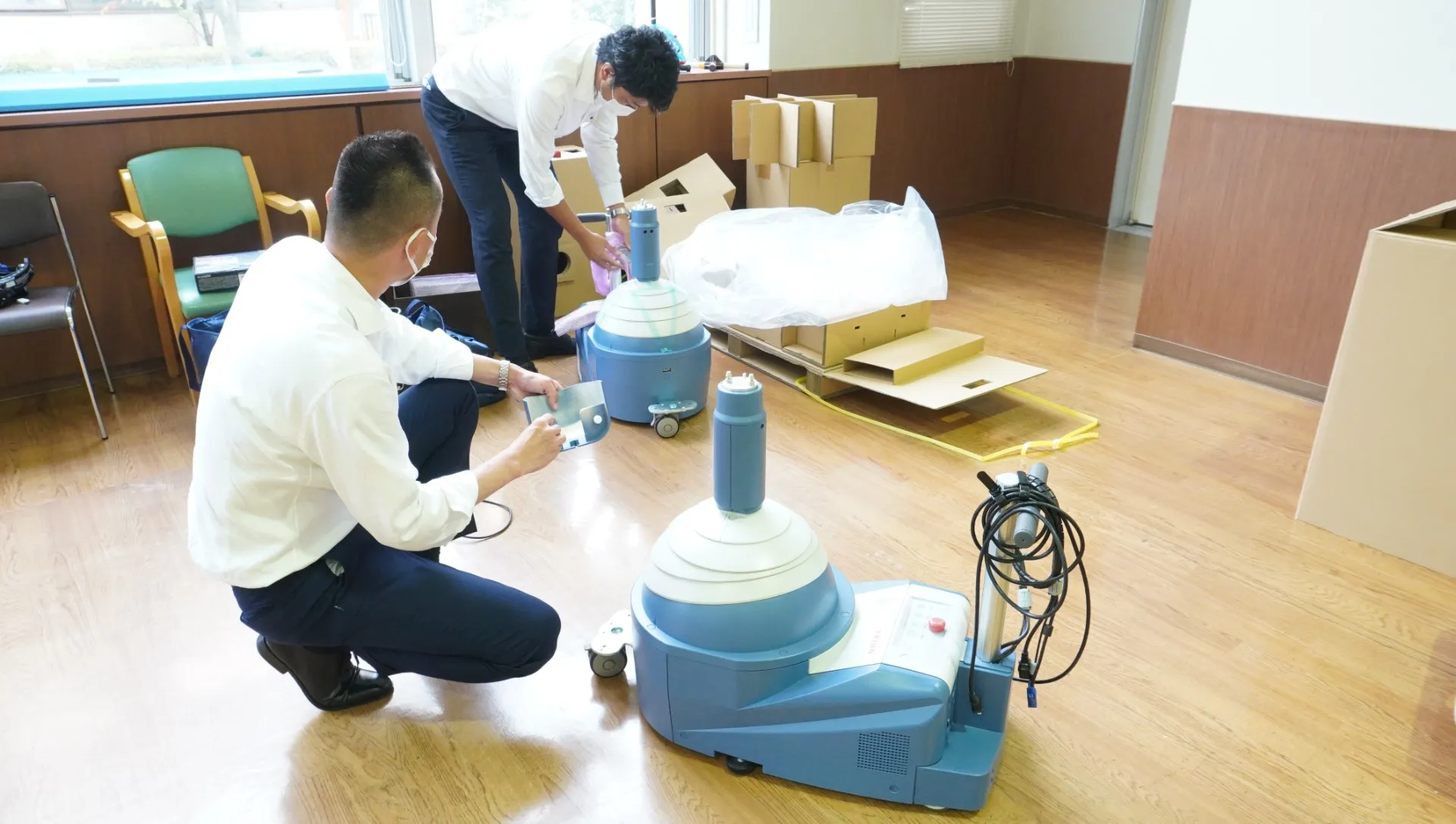 リハビリに「上肢用ロボット型運動訓練装置 ReoGo®-J」が活躍してい