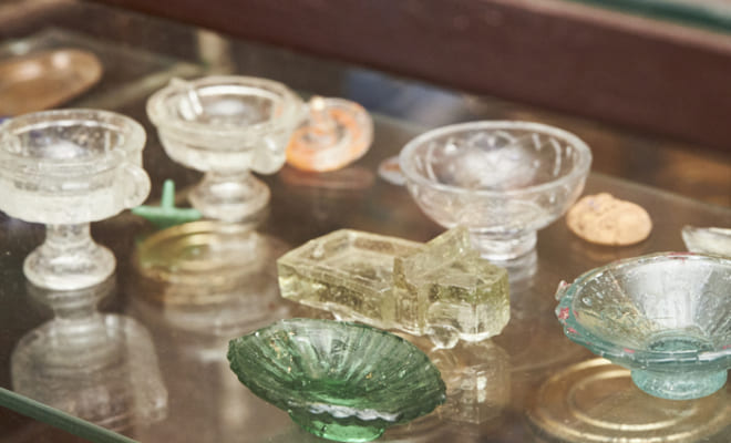 ペロペロ』『あめや瓶』『ニッキ水瓶』｜ブーム到来で数万円!?不揃いが