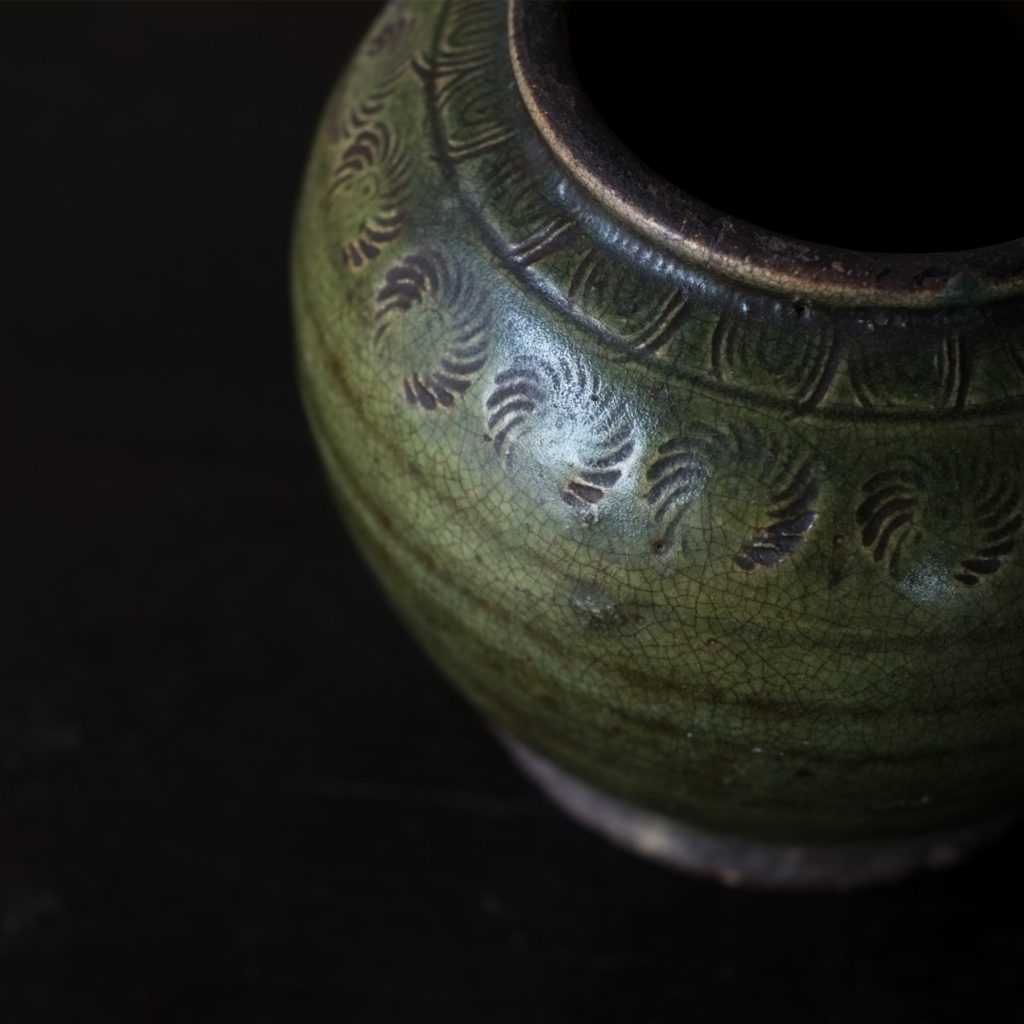 瀬戸 ルス織部 印花文壺 | 骨董と詩学 Antique & Poetics | 蛇韻律