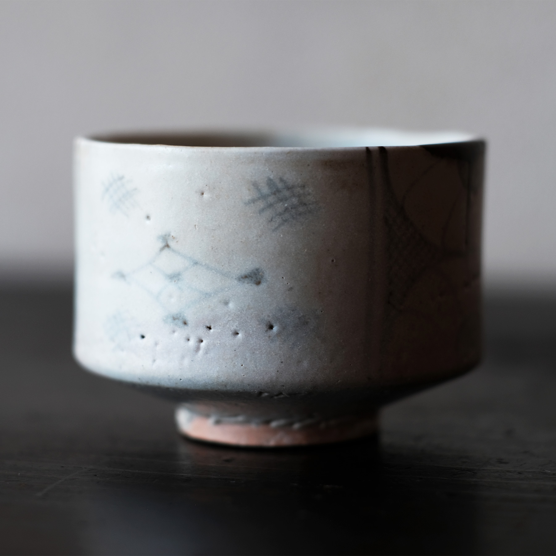 古伊万里 染付菊花文半筒猪口 | 骨董と詩学 Antique & Poetics | 蛇韻律