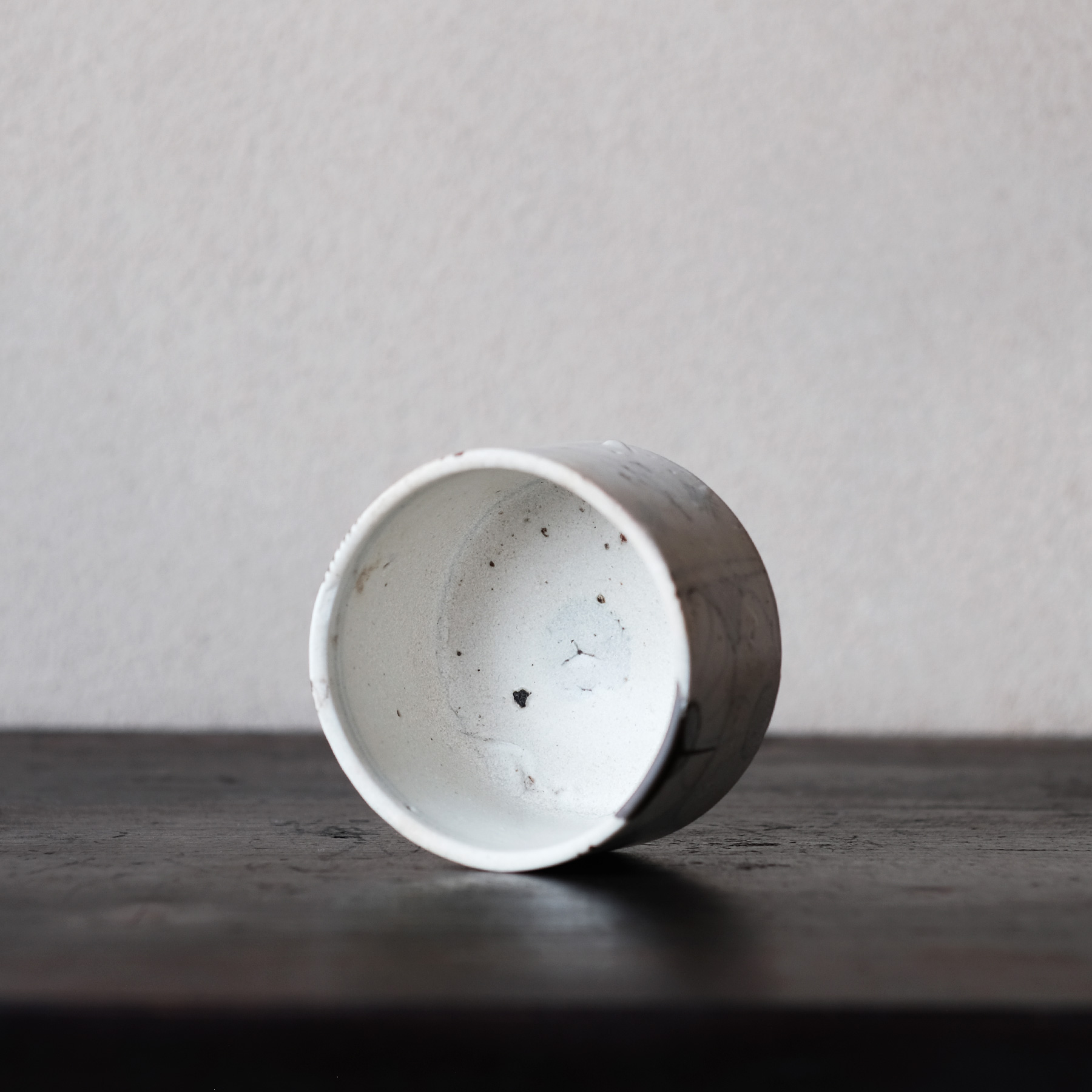 古伊万里 染付菊花文半筒猪口 | 骨董と詩学 Antique & Poetics | 蛇韻律