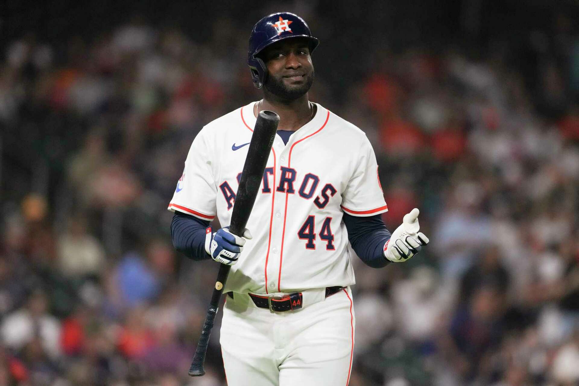 Houston Astros slugger Yordan Alvarez has muscle strain on right hand
