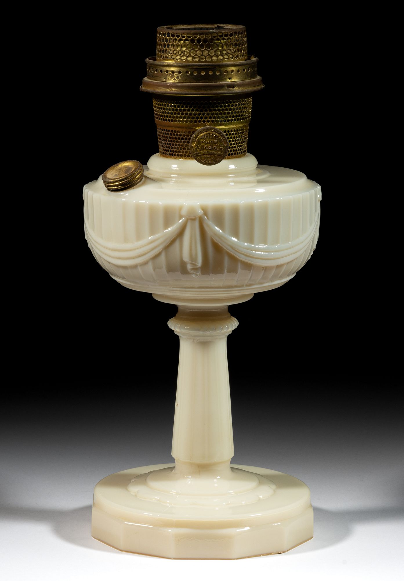ALADDIN MODEL B-75 / LINCOLN DRAPE - TALL PRE-WAR KEROSENE STAND