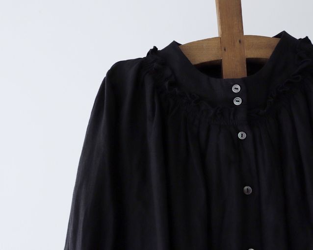リネンボトルギャザーブラウス | ONLINE SHOP | nest Robe Shop Blog