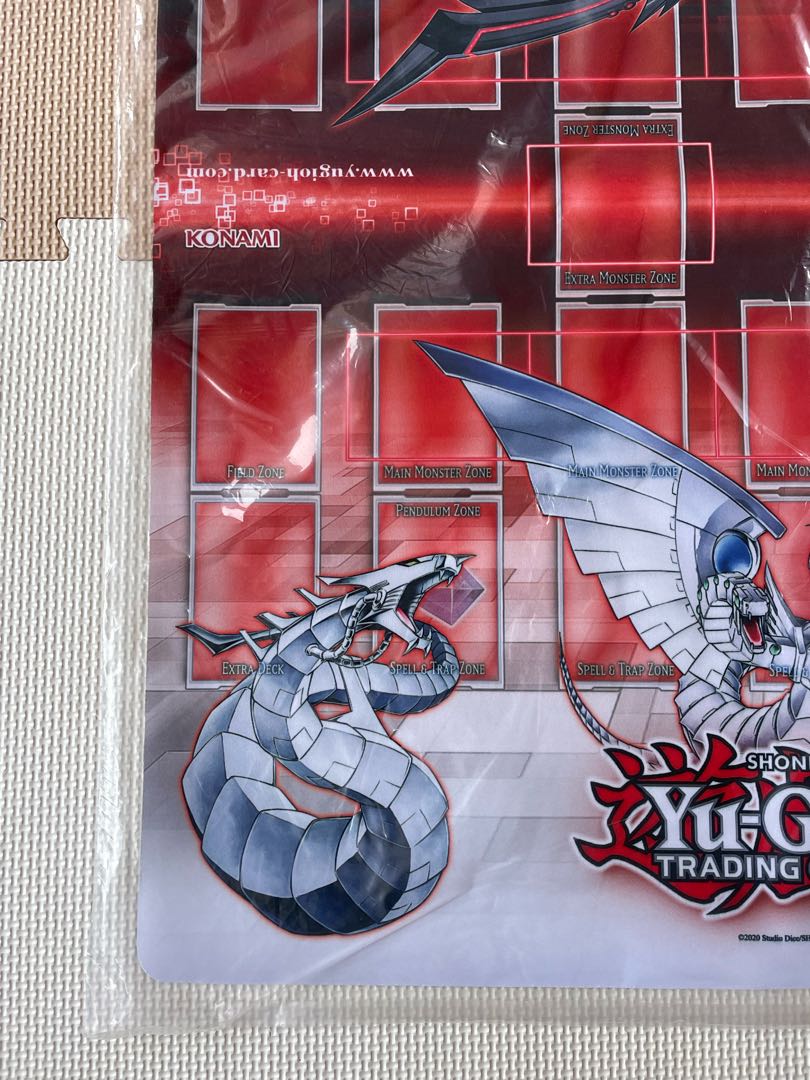 遊戯王 サイバーエンドドラゴン ハーフプレイマット 公式 新品未開封