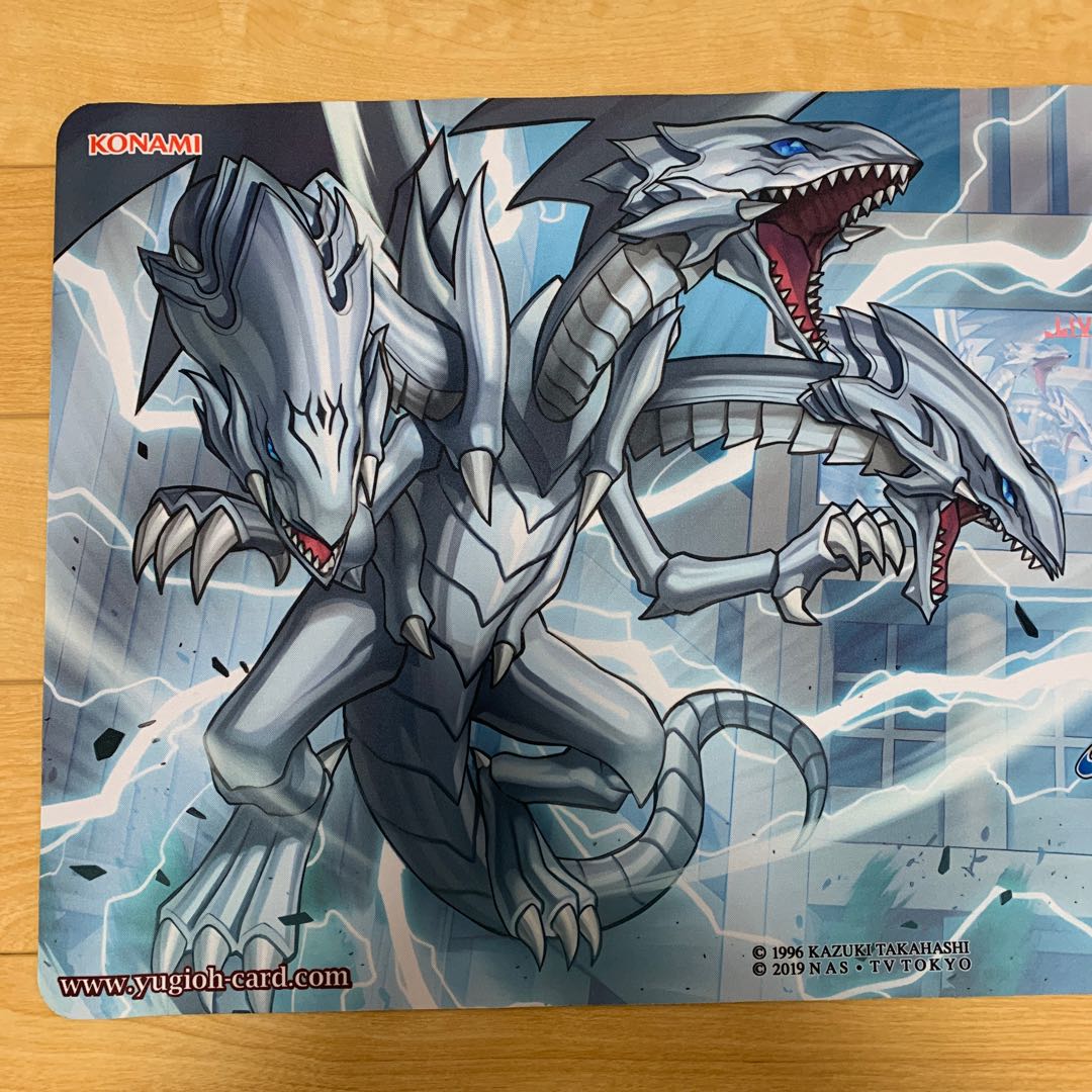 遊戯王 プレイマット 青眼の究极竜YCS2019の通販 ディズプレイ専売