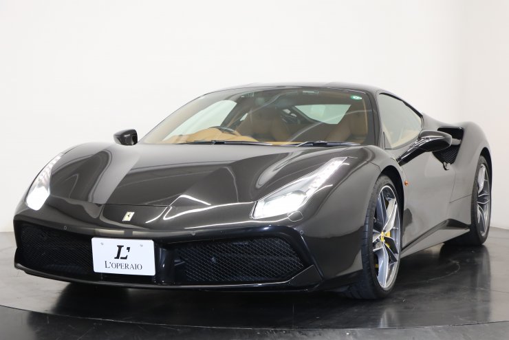フェラーリ 488 GTB F1 DCT 正規ディーラー車 右ハンドル 純正20インチ