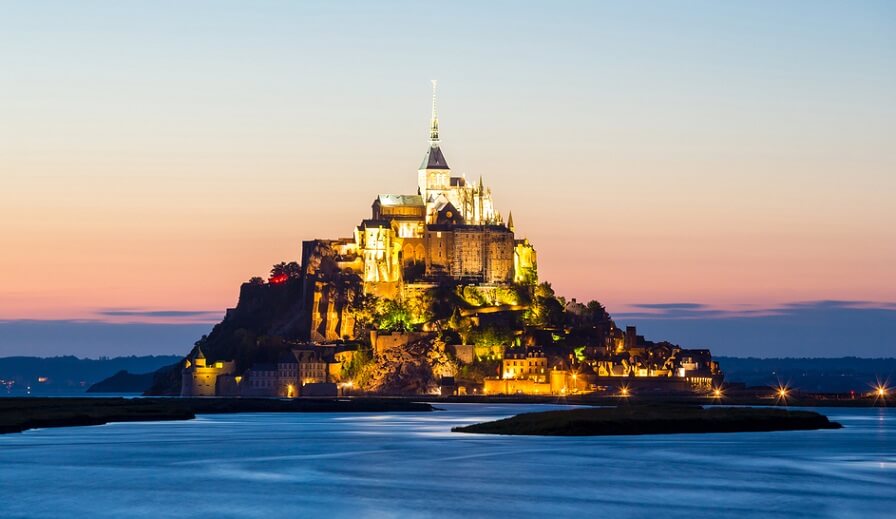世界遺産】モン・サンミシェルの魅力とは？アクセス・詳細情報をご紹介