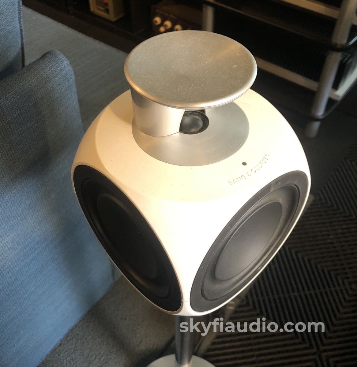 B&O (Bang & Olufsen) BeoLab 3 Powered Speakers - With Stands