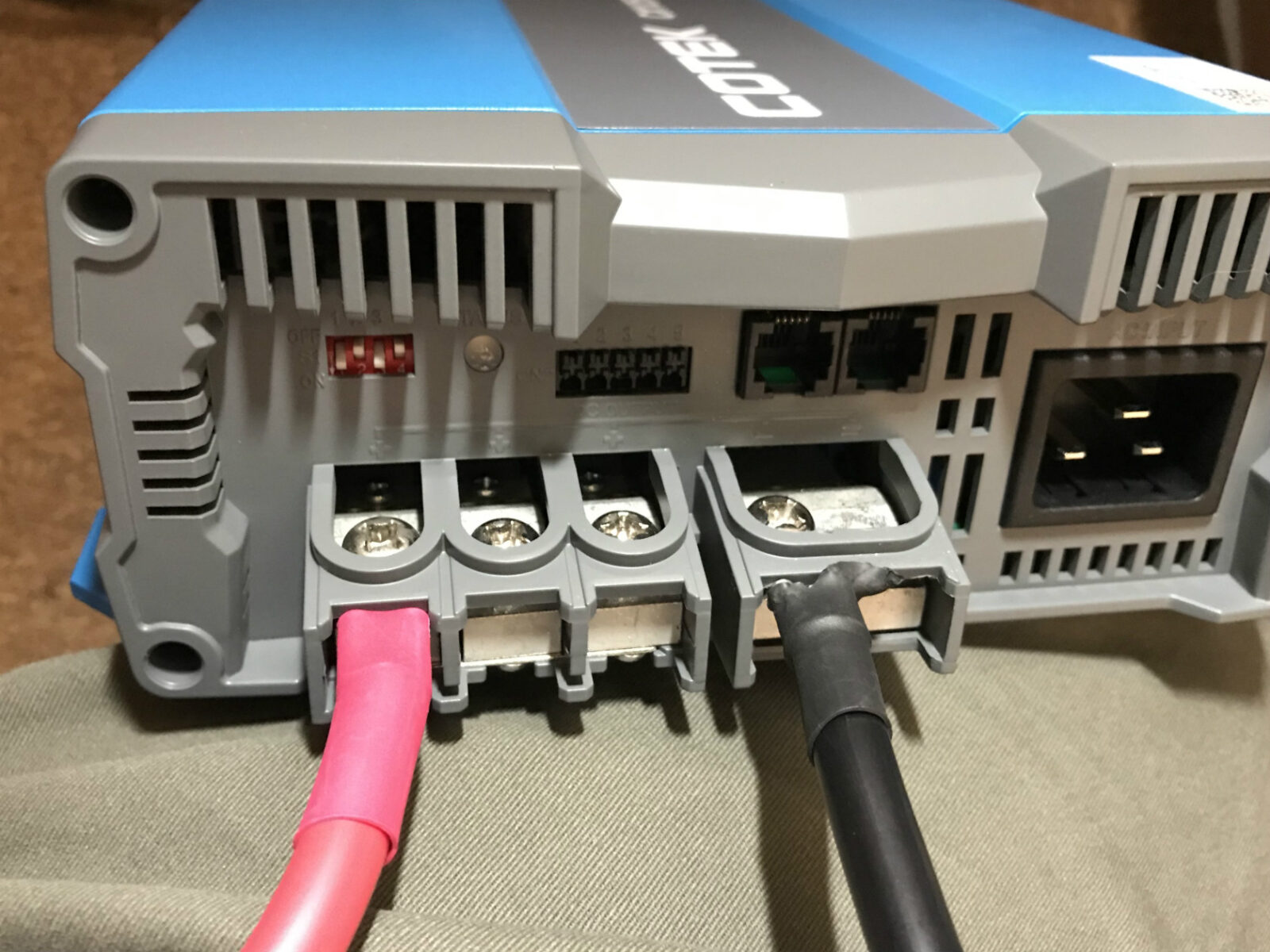 COTEK CX1250とバッテリーの接続についてワンゲインに聞いてみた