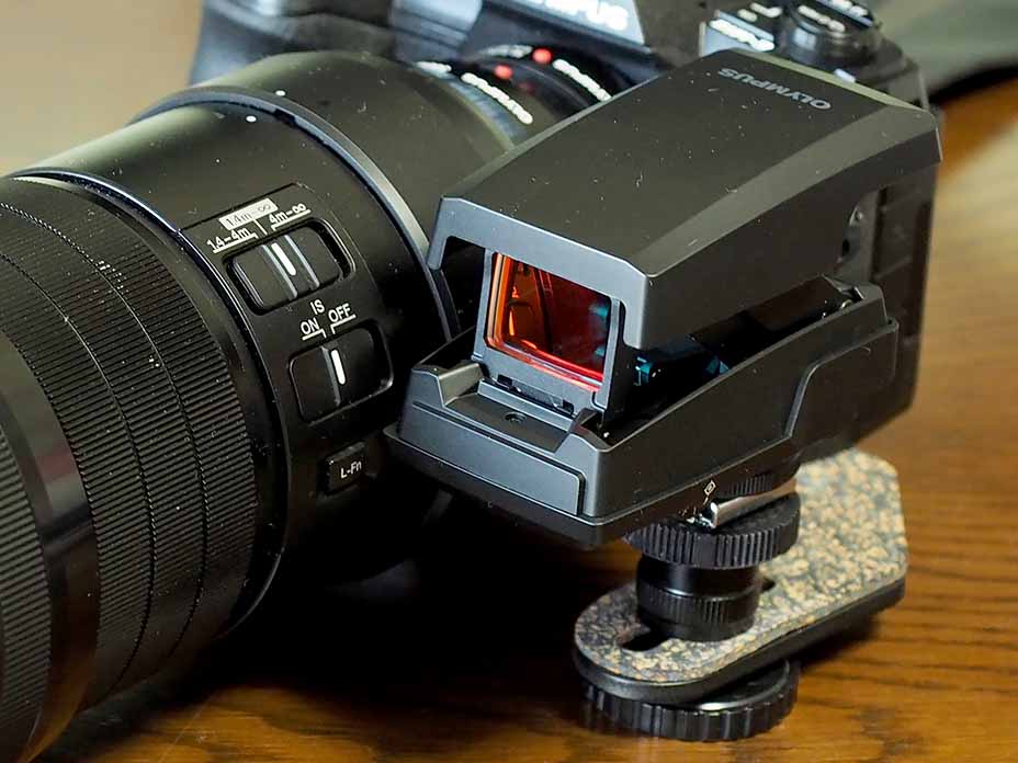 野鳥撮影の必需品！OLYMPUSドットサイト照準器 EE-1を買うべき4つの