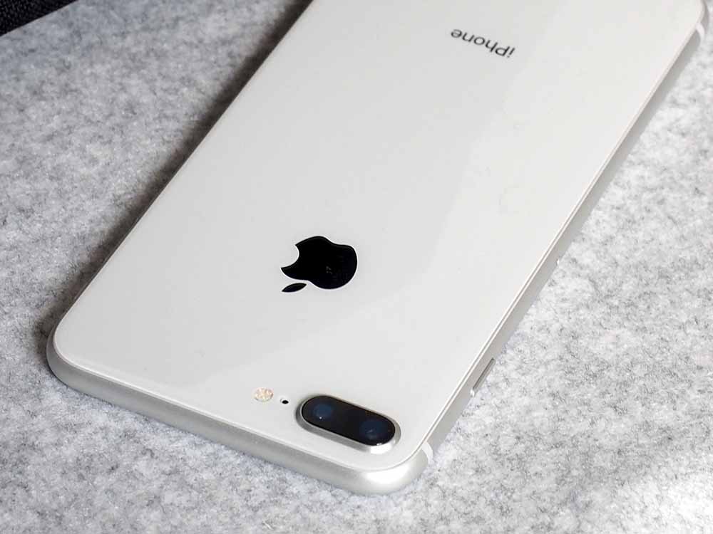 iPhone 8 Plus シルバーモデル の外観レビューと3日使用レビュー