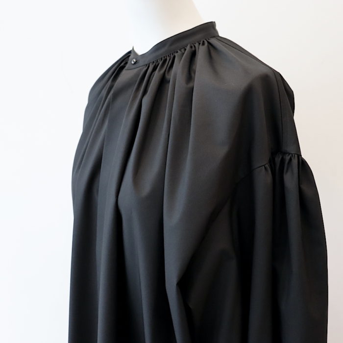 HYKE / T/C GATHERED SHIRT – six