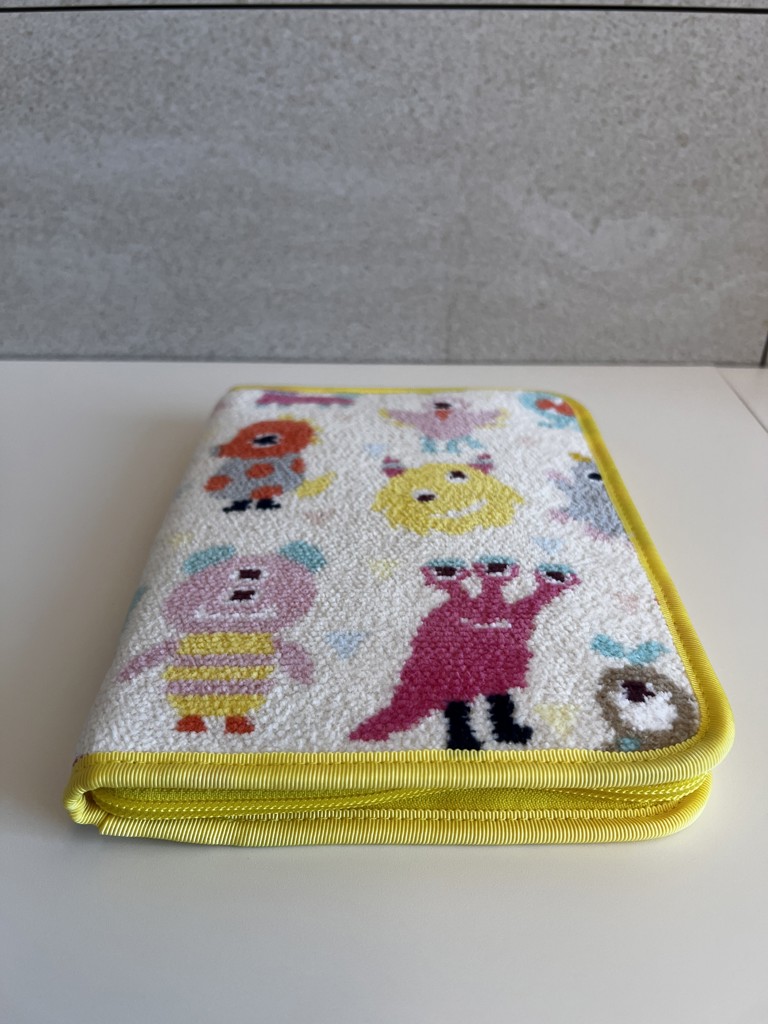 リトルモンスター マルチケース L/LMO-213046(アイボリー): LOVERARY