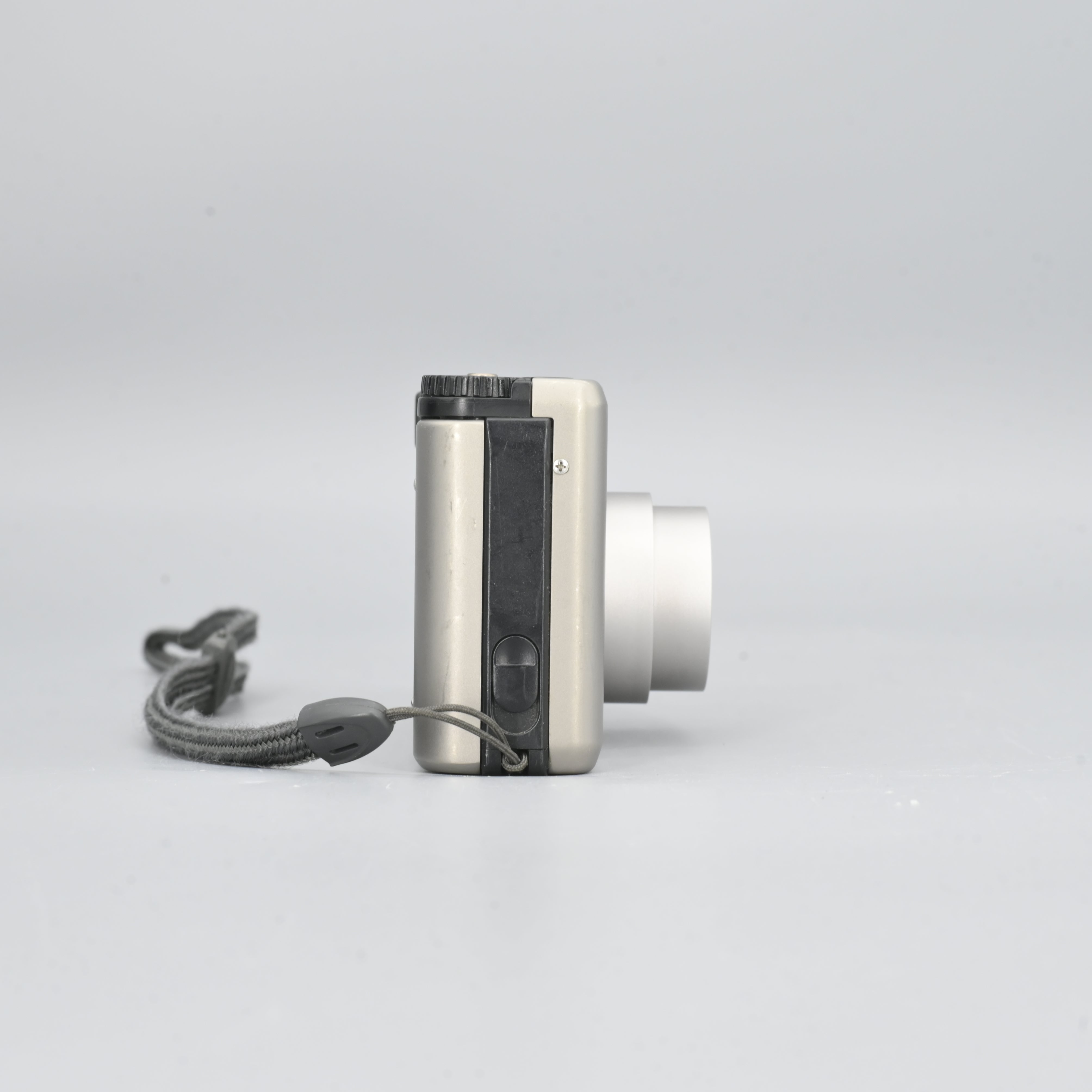 Contax T3 With Filter Adapter / 30.5mm UV Filter. – SHOWA