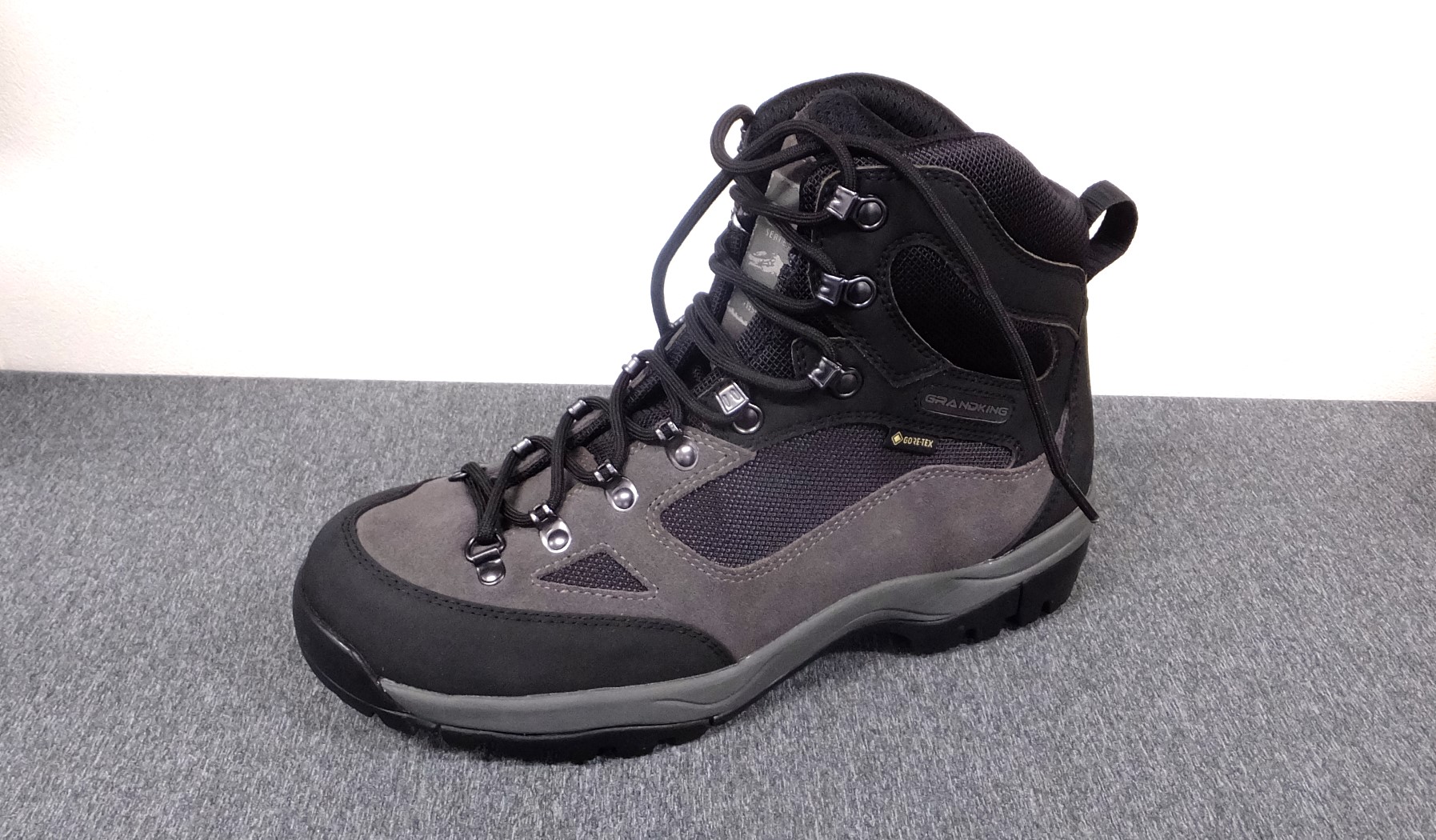 グランドキング」からキャラバンFUJIKURAトレックソール仕様に