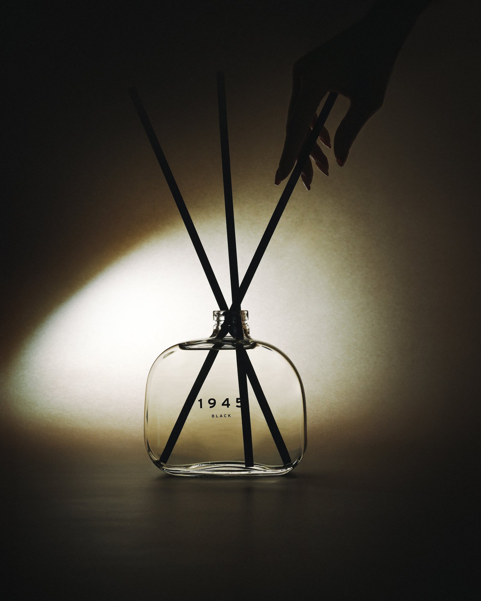 1945 Eau de Toilette | Beige | Perfume [Free Shipping] – SHOLAYERED